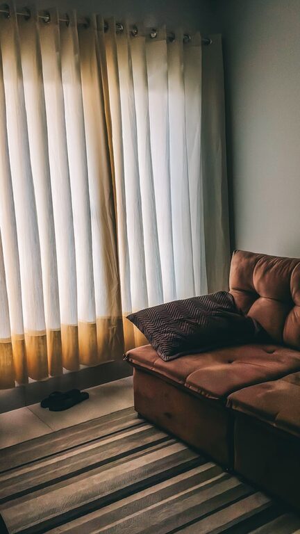 Simple Tips for Creating a Cosy and Inviting Home Environment